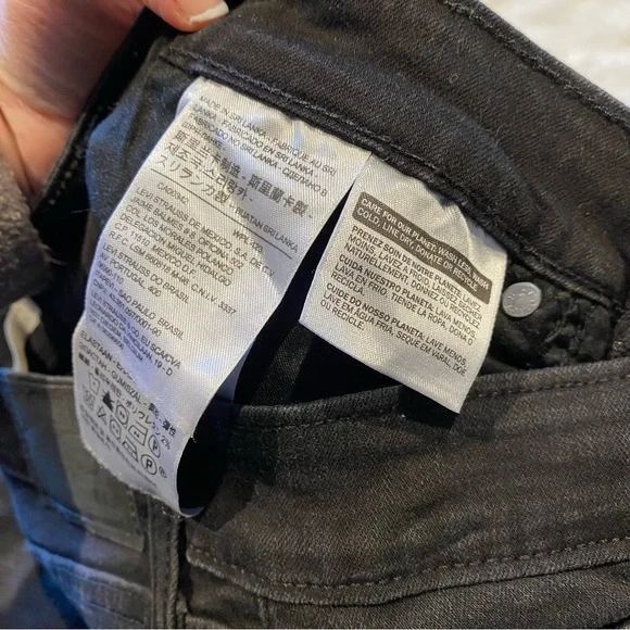 (27) Levi’s 711 Skinny Mid-Rise Jeans Black Distressed Midrise Slim Fit - Picture 11 of 12